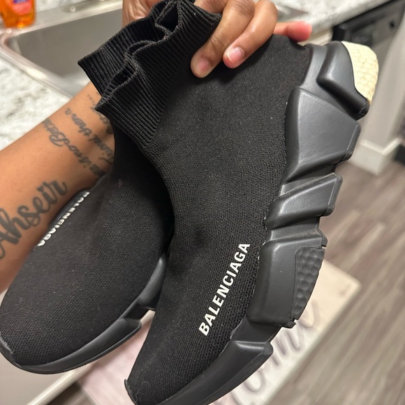 WOMEN'S SPEED RECYCLED KNIT SNEAKER IN BLACK size 36(6) - Picture 4 of 5